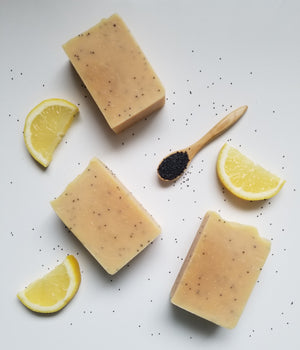 Lemon and Poppy Seeds - Artisan soap