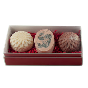 Raluca Skincare - Artisan soap set - pink and white flower shaped soaps