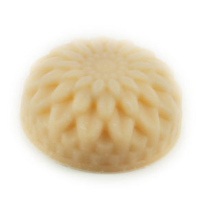 Raluca Skincare - Artisan Soap - White Chrysanthemum - flower shaped soap